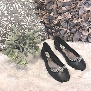 Badgley Mischka Wendy Black Leather Slip On Rhinestone Jeweled Ballet Flat Shoes